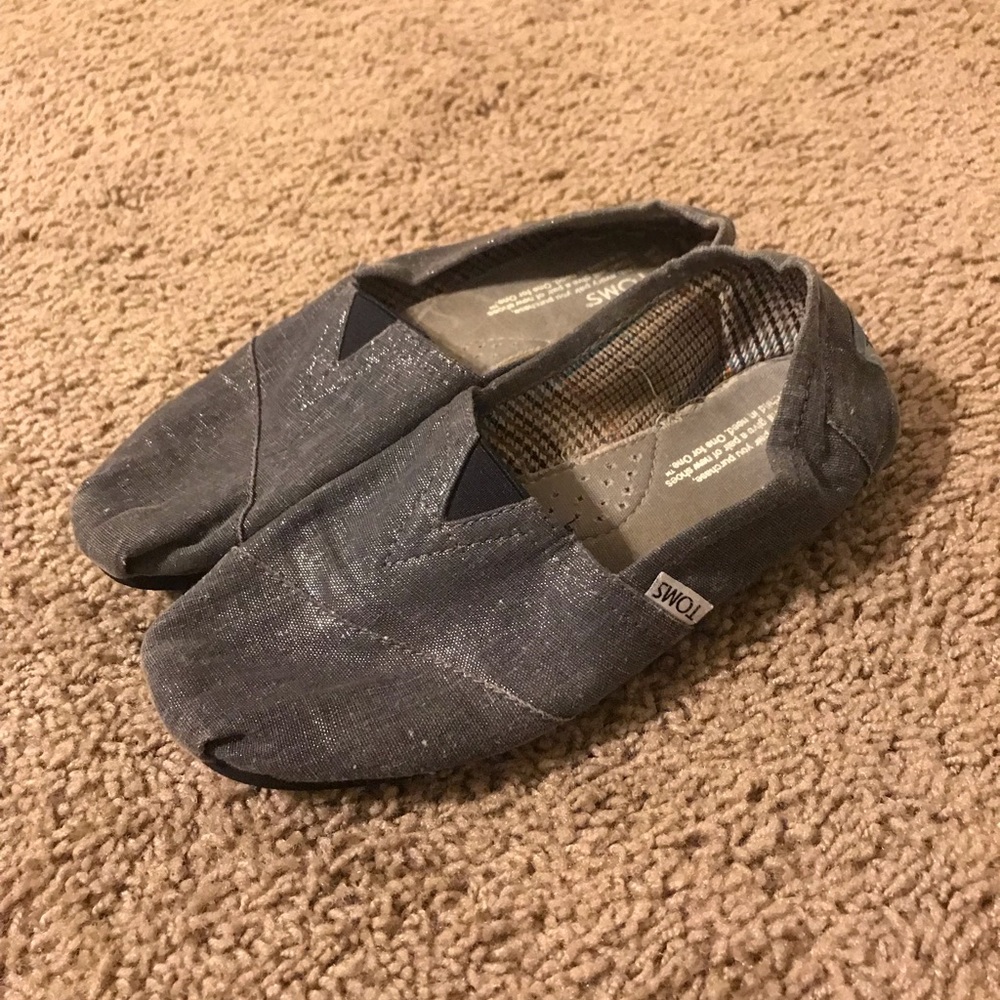 Toms
